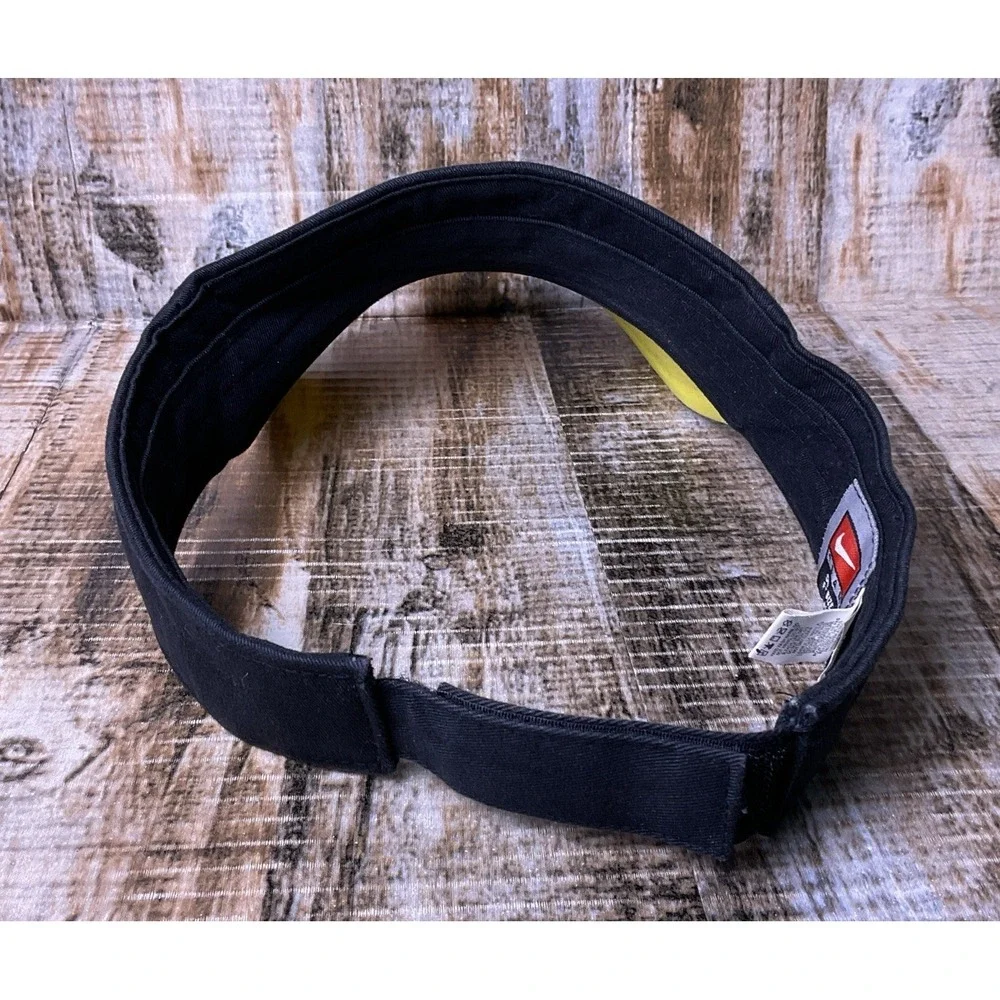 Livestrong Nike Visor Hat Cycling Workout Embroidered Black Adult